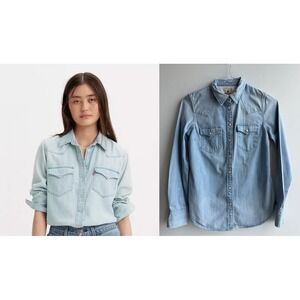 Levi's Women's Size Small Western Denim Shirt Light Wash Pearl Snap EUC Orig $69